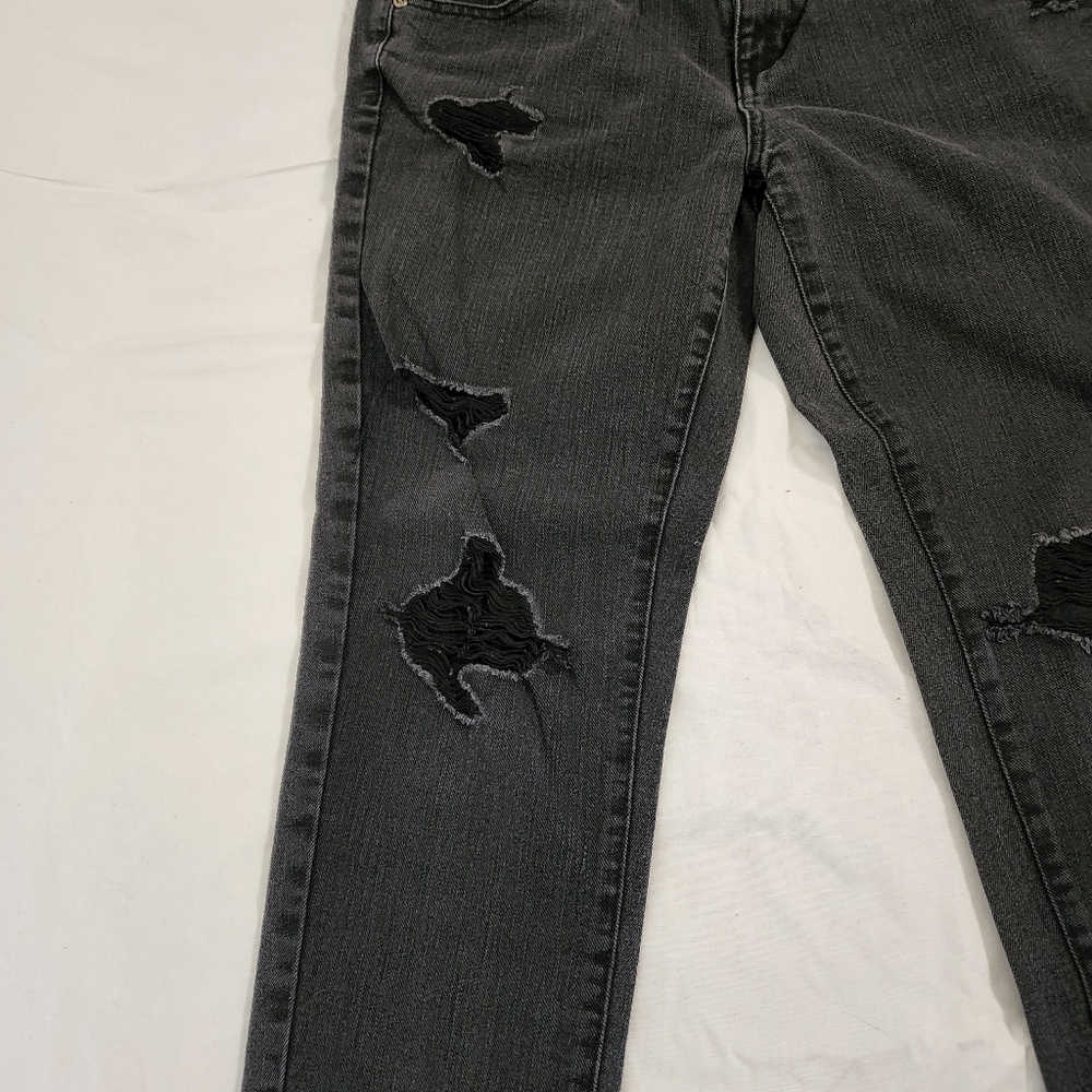 New York & Co. Women's Cropped Distressed Cuffed Boyfriend Black Jeans 👖 - Picture 4 of 13